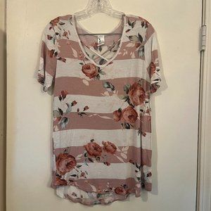 Brenda's Mauve & White Striped Floral Blouse Size Medium Soft Short Sleeve